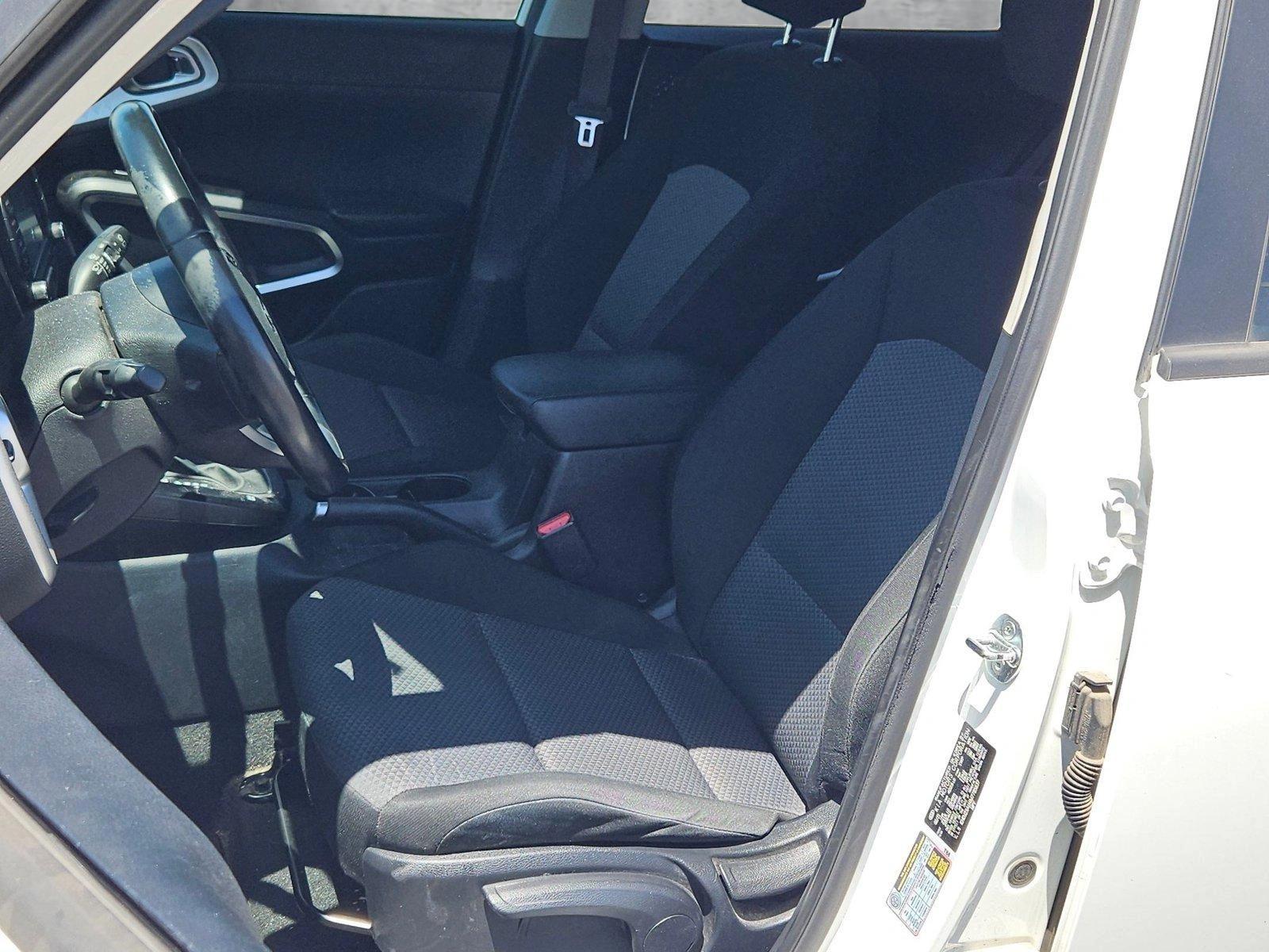 2021 Kia Soul Vehicle Photo in GILBERT, AZ 85297-0446