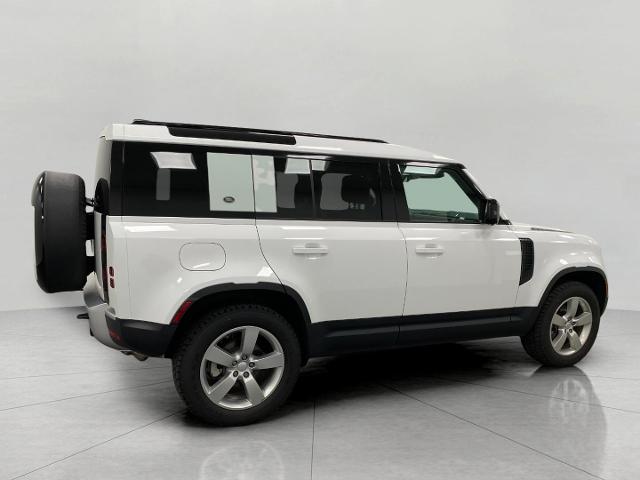 2024 Defender Vehicle Photo in Appleton, WI 54913