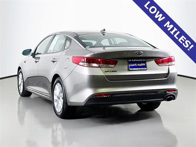2017 Kia Optima Vehicle Photo in Puyallup, WA 98371