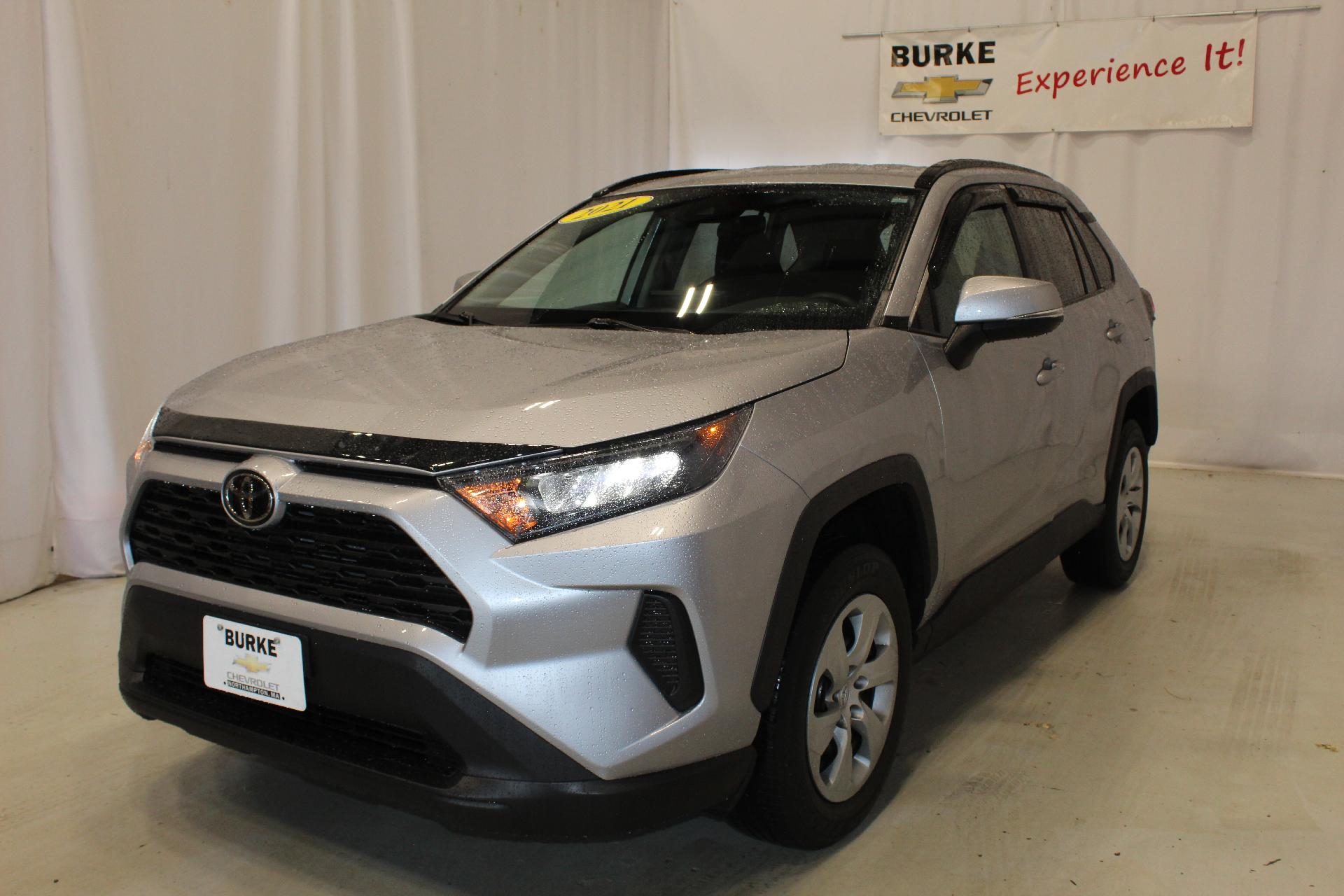 2021 Toyota RAV4 Vehicle Photo in NORTHAMPTON, MA 01060-1120