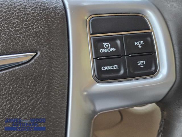2014 Chrysler 300 Vehicle Photo in DENTON, TX 76210-9321