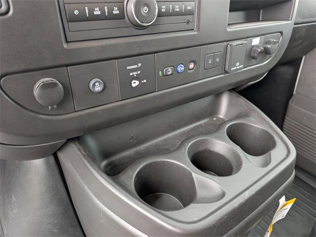 2024 Chevrolet Express Commercial Cutaway Vehicle Photo in ENGLEWOOD, CO 80113-6708