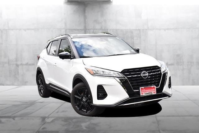 2024 Nissan Kicks Vehicle Photo in Ballwin, MO 63011