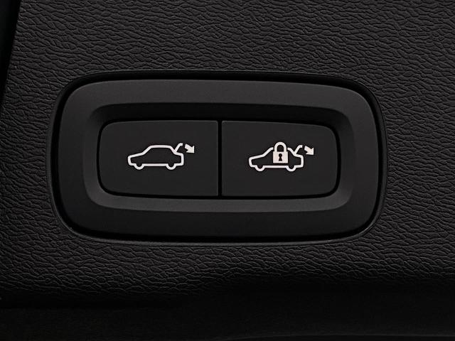 2025 Volvo XC60 Vehicle Photo in Appleton, WI 54913