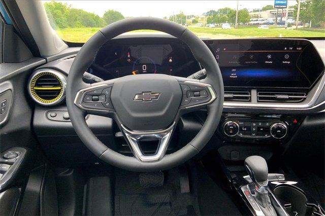 2025 Chevrolet Trax Vehicle Photo in KANSAS CITY, MO 64114-4502