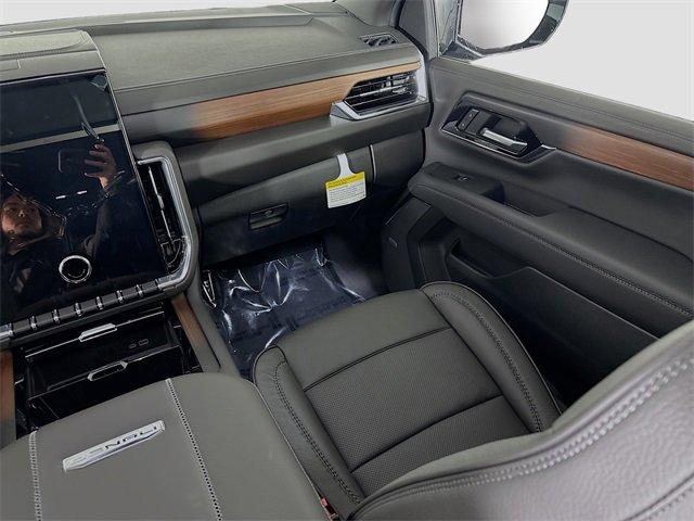 2025 GMC Yukon XL Vehicle Photo in PUYALLUP, WA 98371-4149