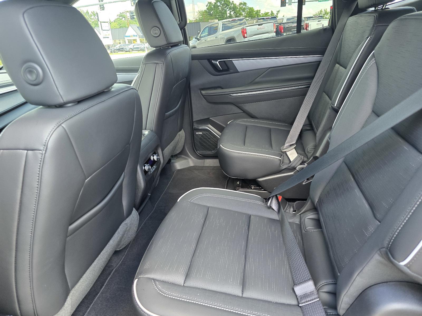 2025 Buick Enclave Vehicle Photo in Rolla, MO 65401