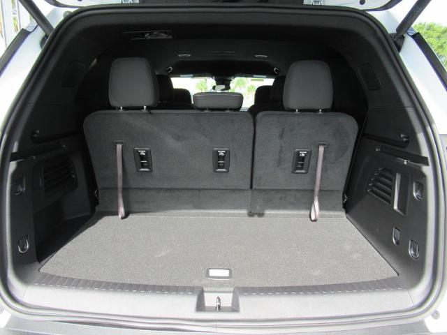 2025 Chevrolet Traverse Vehicle Photo in LEESBURG, FL 34788-4022