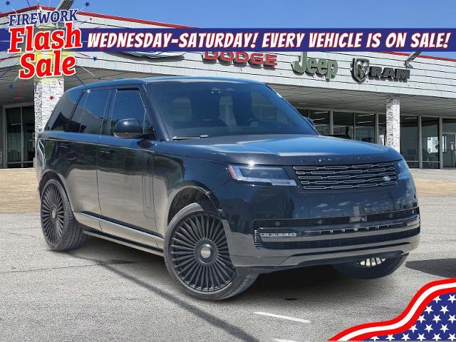 2024 Land Rover Range Rover Vehicle Photo in Ennis, TX 75119-5114
