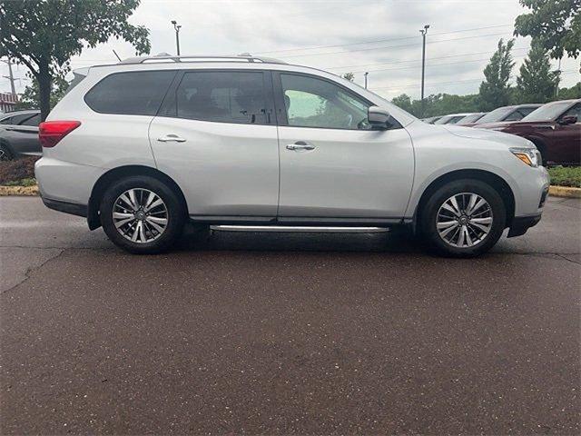 2018 Nissan Pathfinder Vehicle Photo in Willow Grove, PA 19090