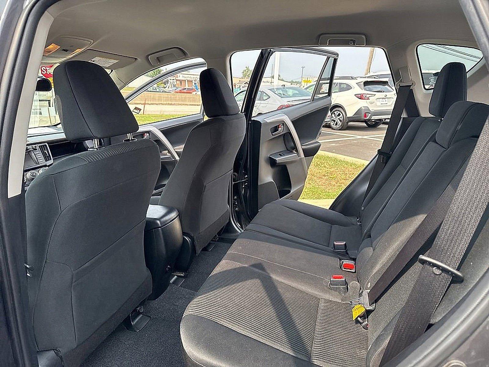 2018 Toyota RAV4 Vehicle Photo in Harrisburg, PA 17111