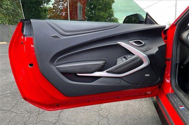 2021 Chevrolet Camaro Vehicle Photo in INDEPENDENCE, MO 64055-1314
