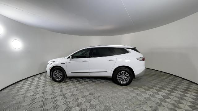 2024 Buick Enclave Vehicle Photo in GILBERT, AZ 85297-0402