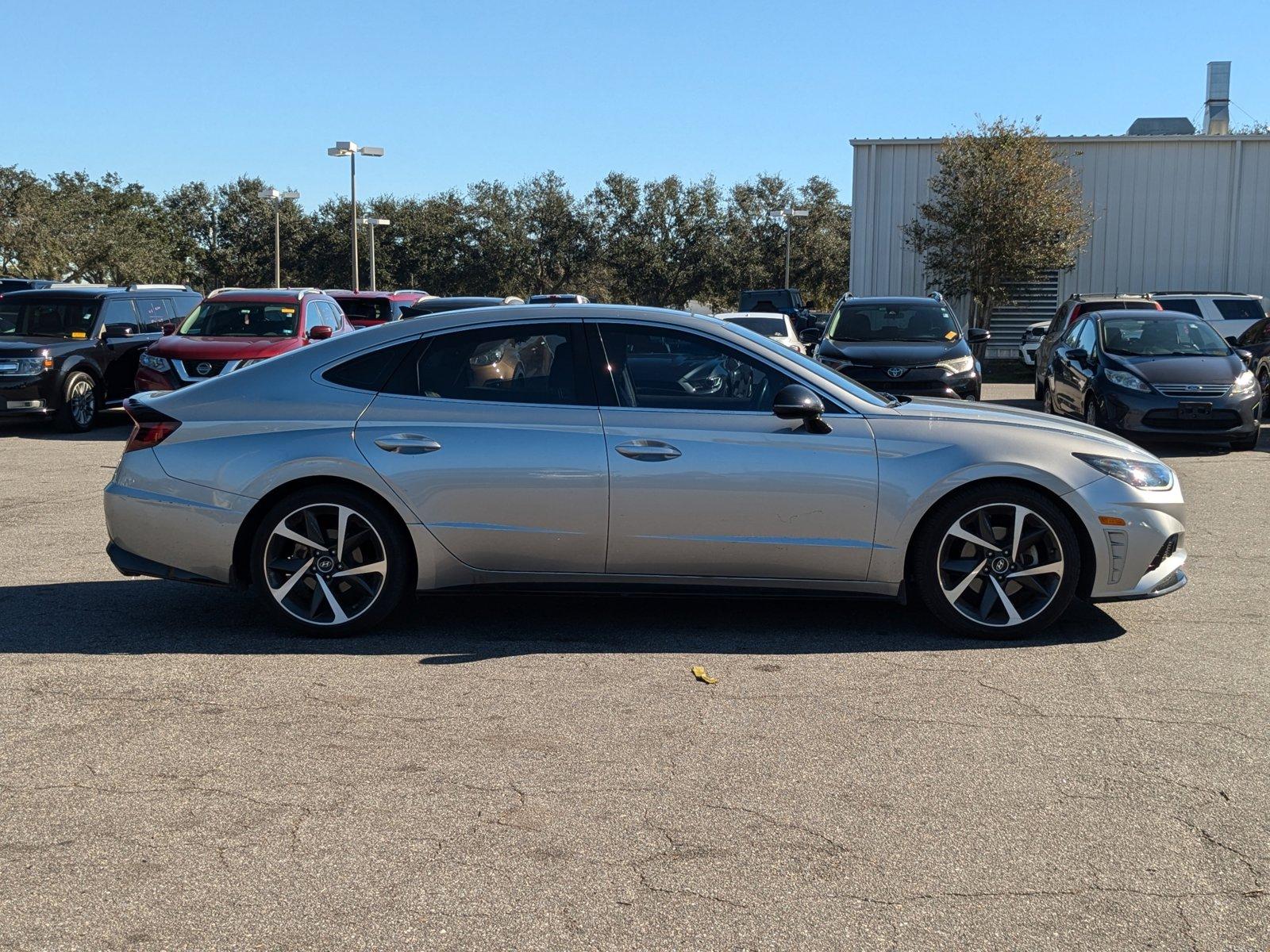 2022 Hyundai SONATA Vehicle Photo in St. Petersburg, FL 33713