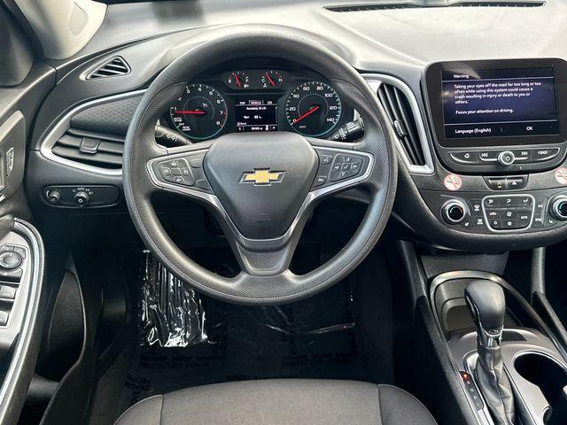 2022 Chevrolet Malibu Vehicle Photo in RIVERSIDE, CA 92504-4106