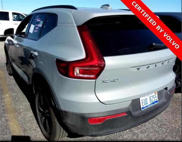 2024 Volvo XC40 Vehicle Photo in Grapevine, TX 76051