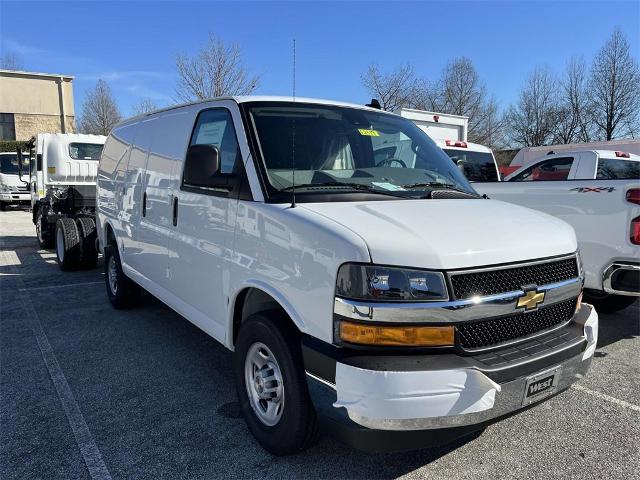 2025 Chevrolet Express Cargo 2500 Vehicle Photo in ALCOA, TN 37701-3235