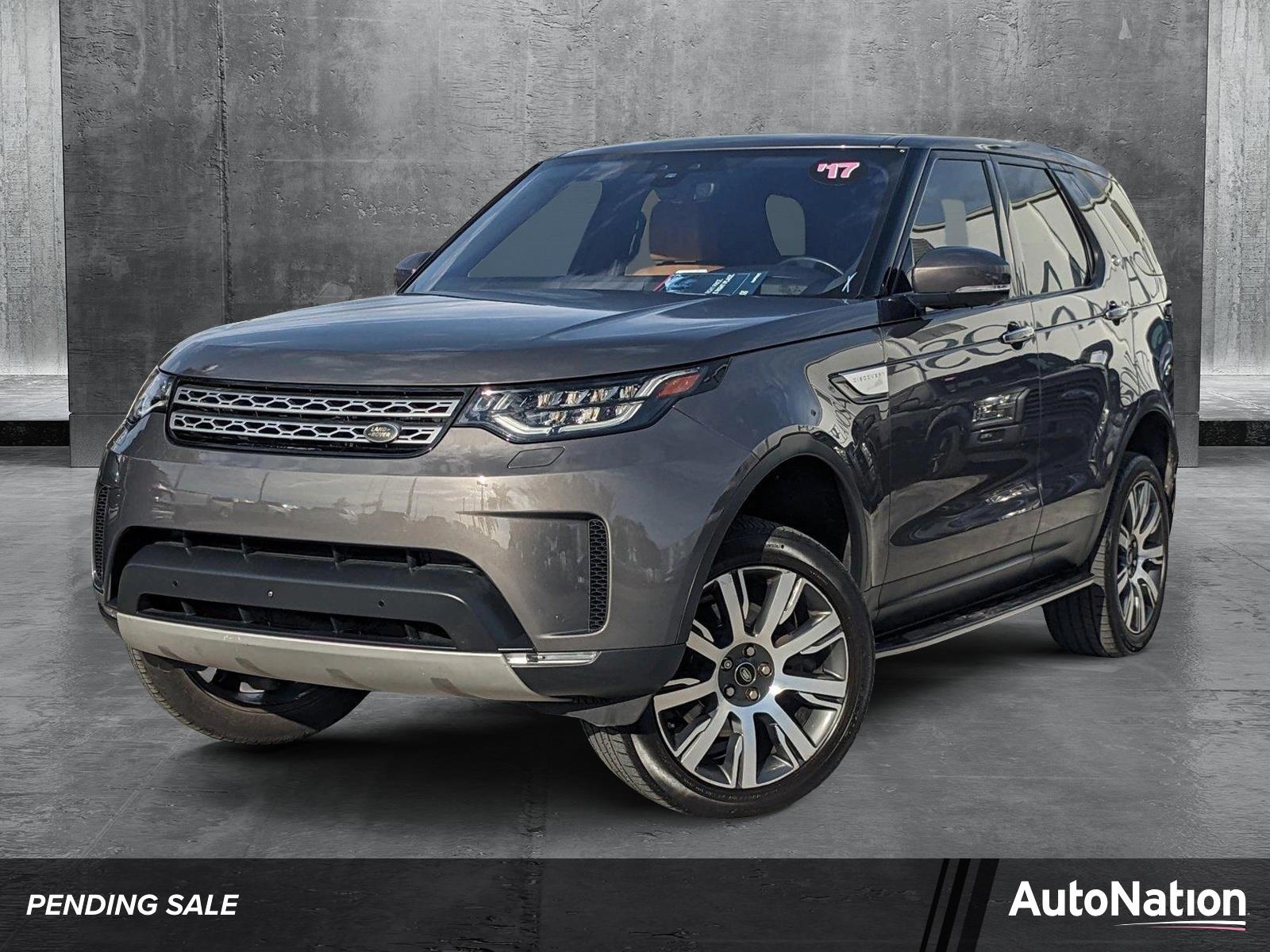 2017 Land Rover Discovery Vehicle Photo in MIAMI, FL 33172-3015