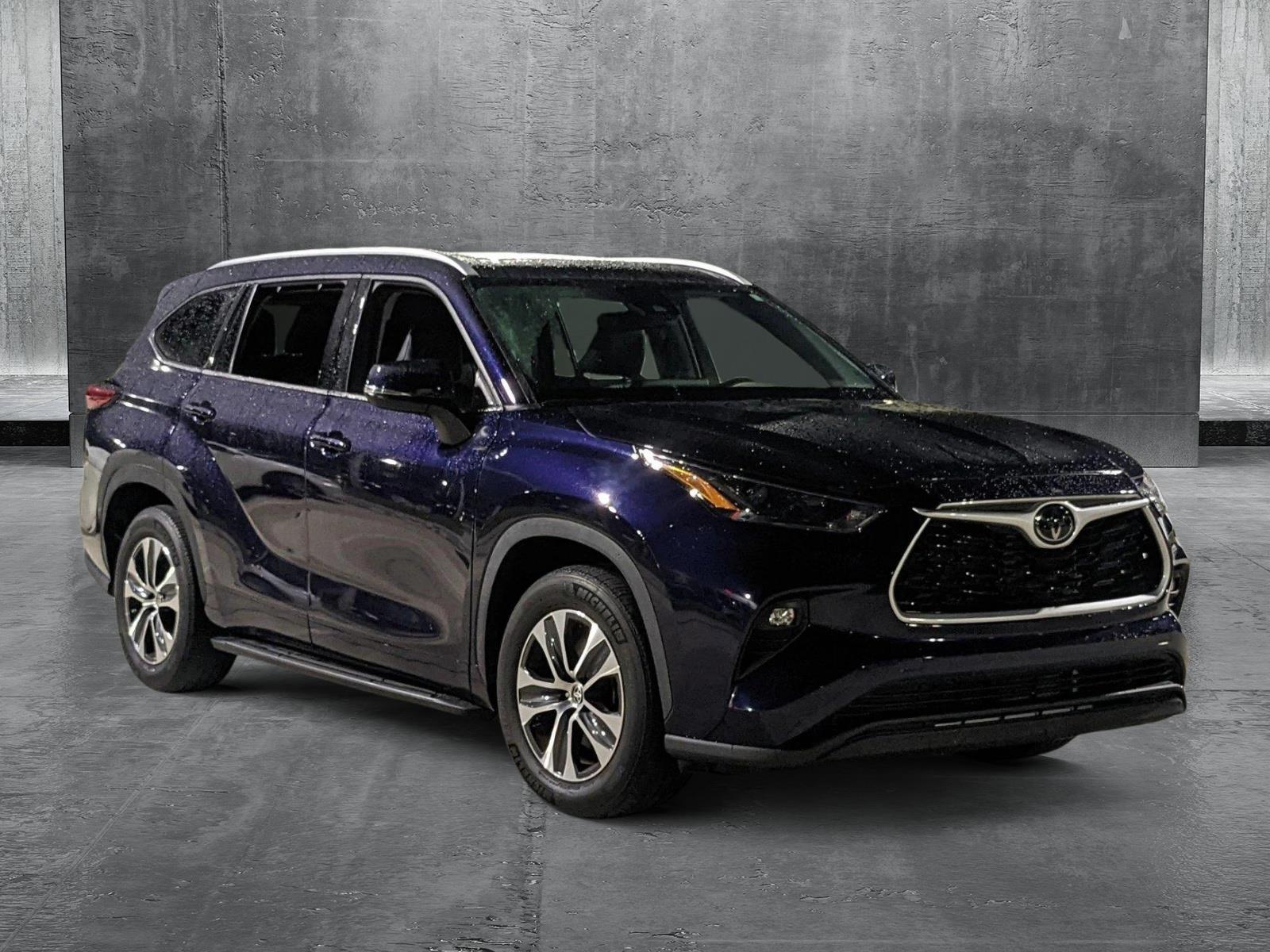 2022 Toyota Highlander Vehicle Photo in Davie, FL 33331