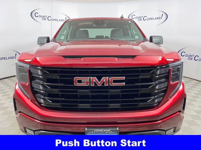 2022 GMC Sierra 1500 Vehicle Photo in BROCKTON, MA 02301-7113