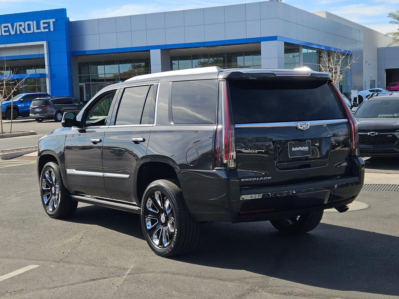 2019 Cadillac Escalade Vehicle Photo in GILBERT, AZ 85297-0446