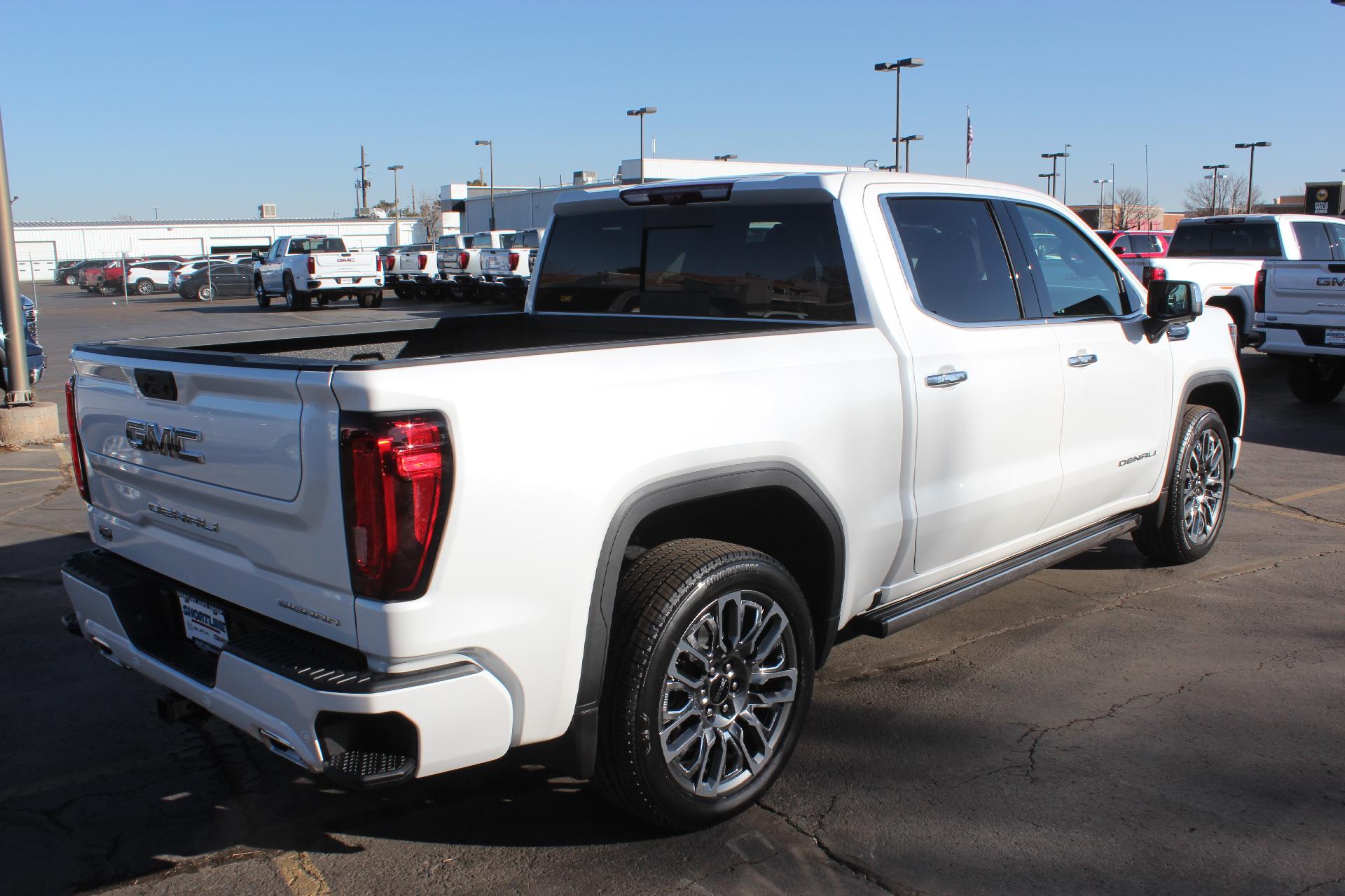 2025 GMC Sierra 1500 Vehicle Photo in AURORA, CO 80012-4011