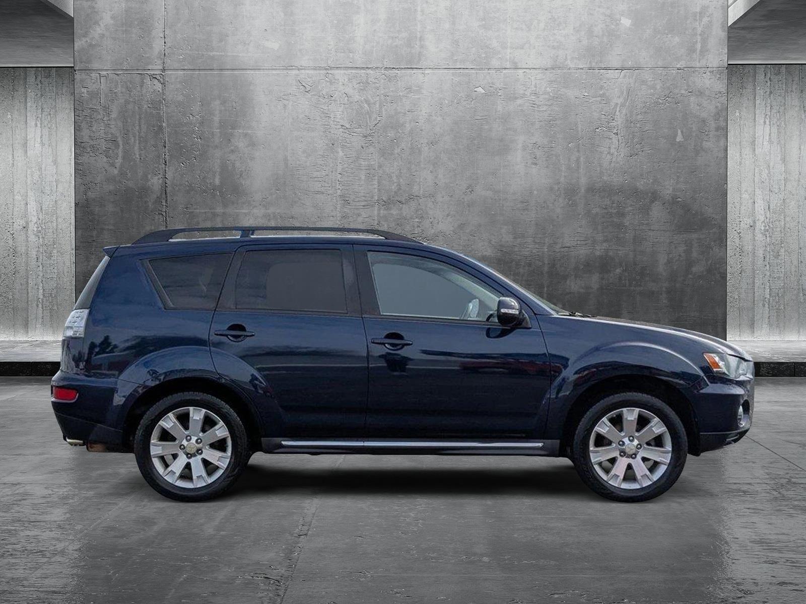 2013 Mitsubishi Outlander Vehicle Photo in Spokane Valley, WA 99206