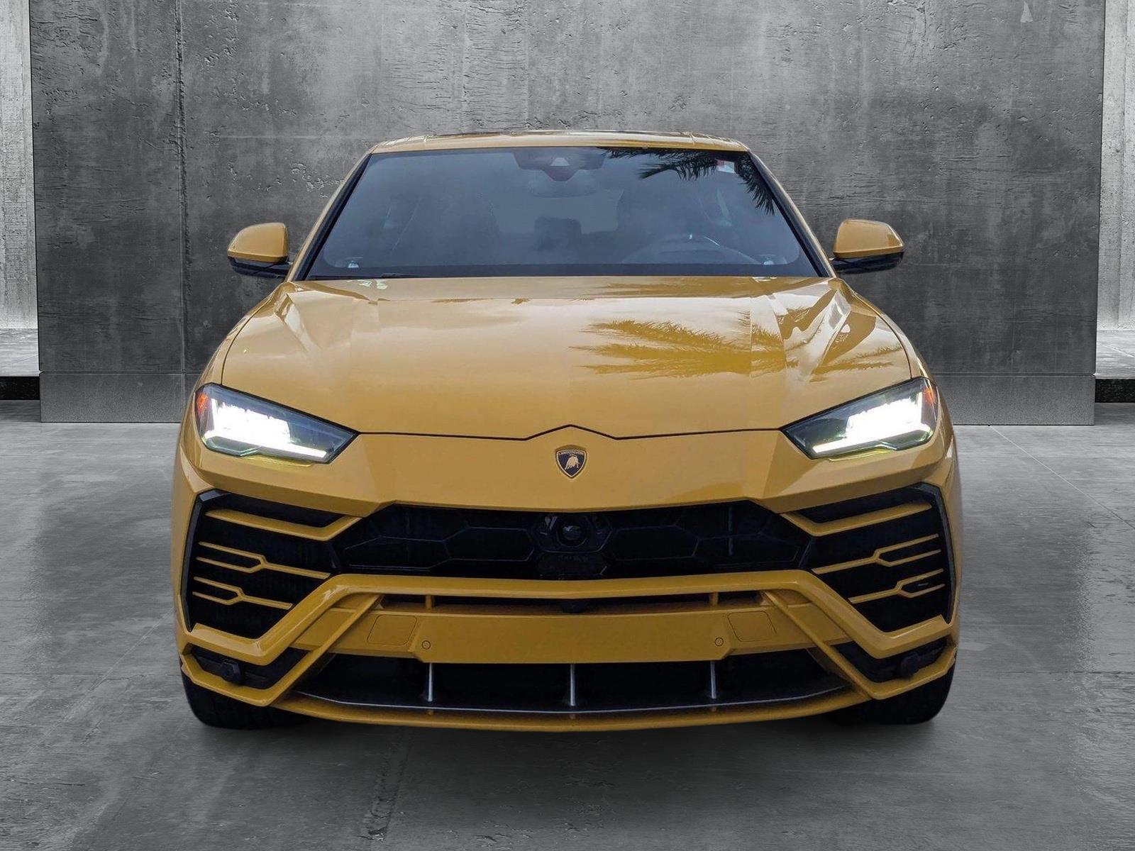 2021 Lamborghini Urus Vehicle Photo in Miami, FL 33169