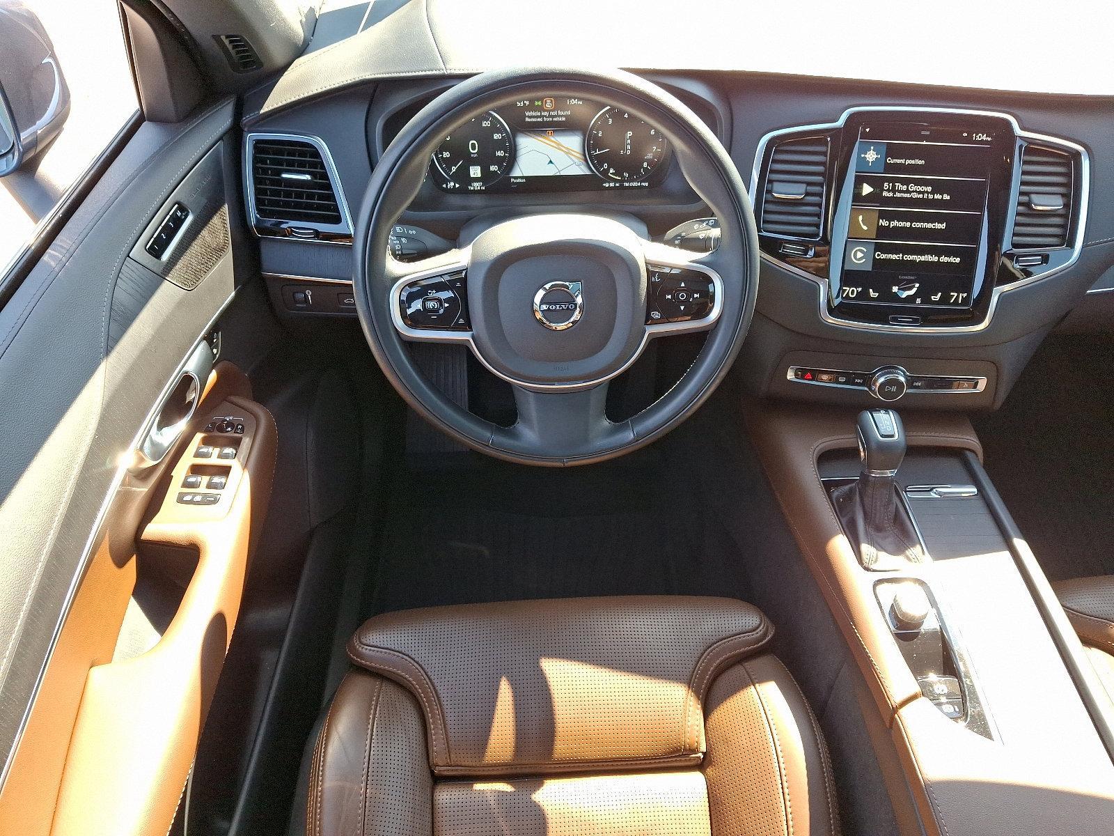 2022 Volvo XC90 Vehicle Photo in Trevose, PA 19053