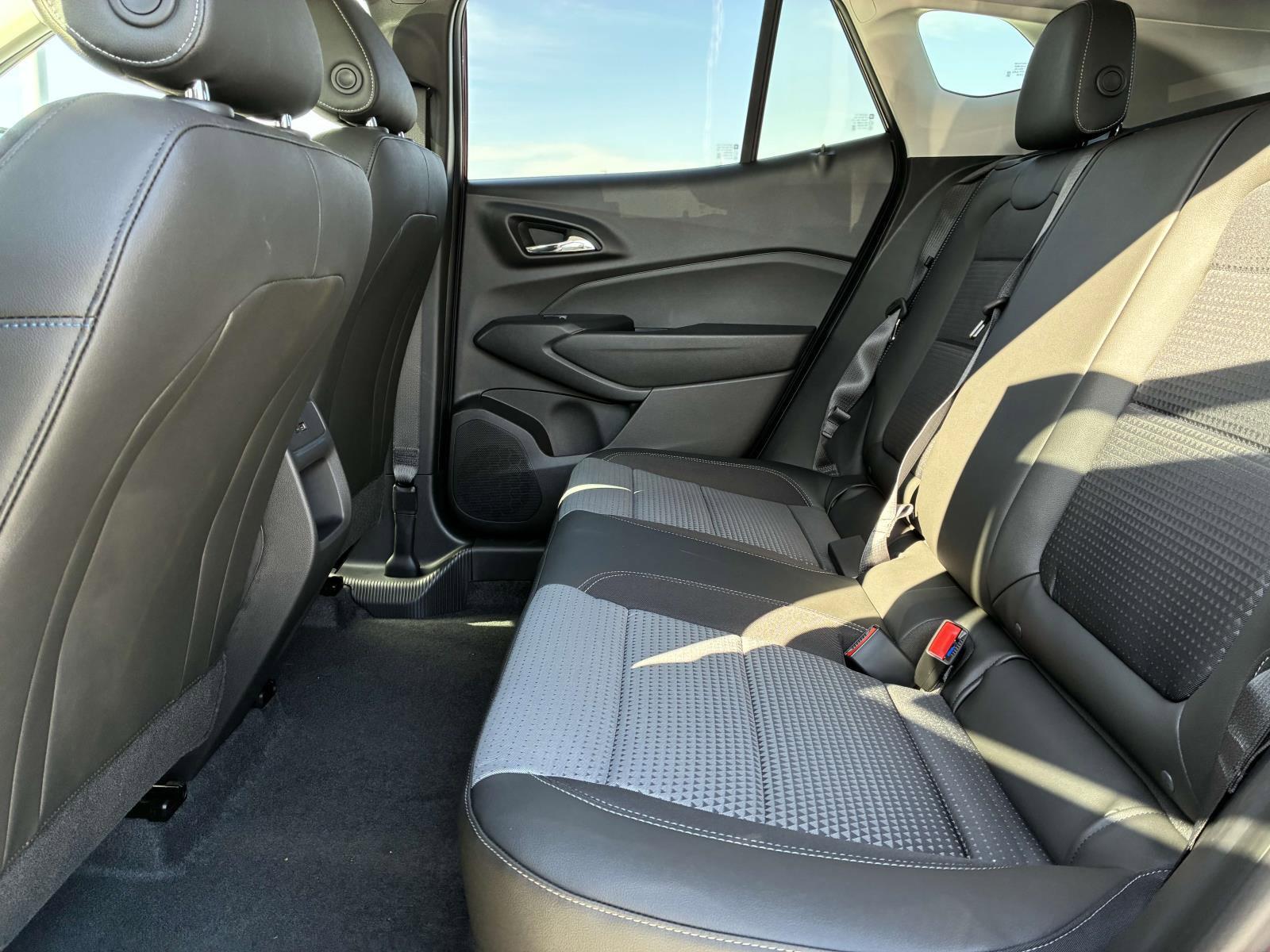 2025 Chevrolet Trax Vehicle Photo in LOS ANGELES, CA 90007-3794