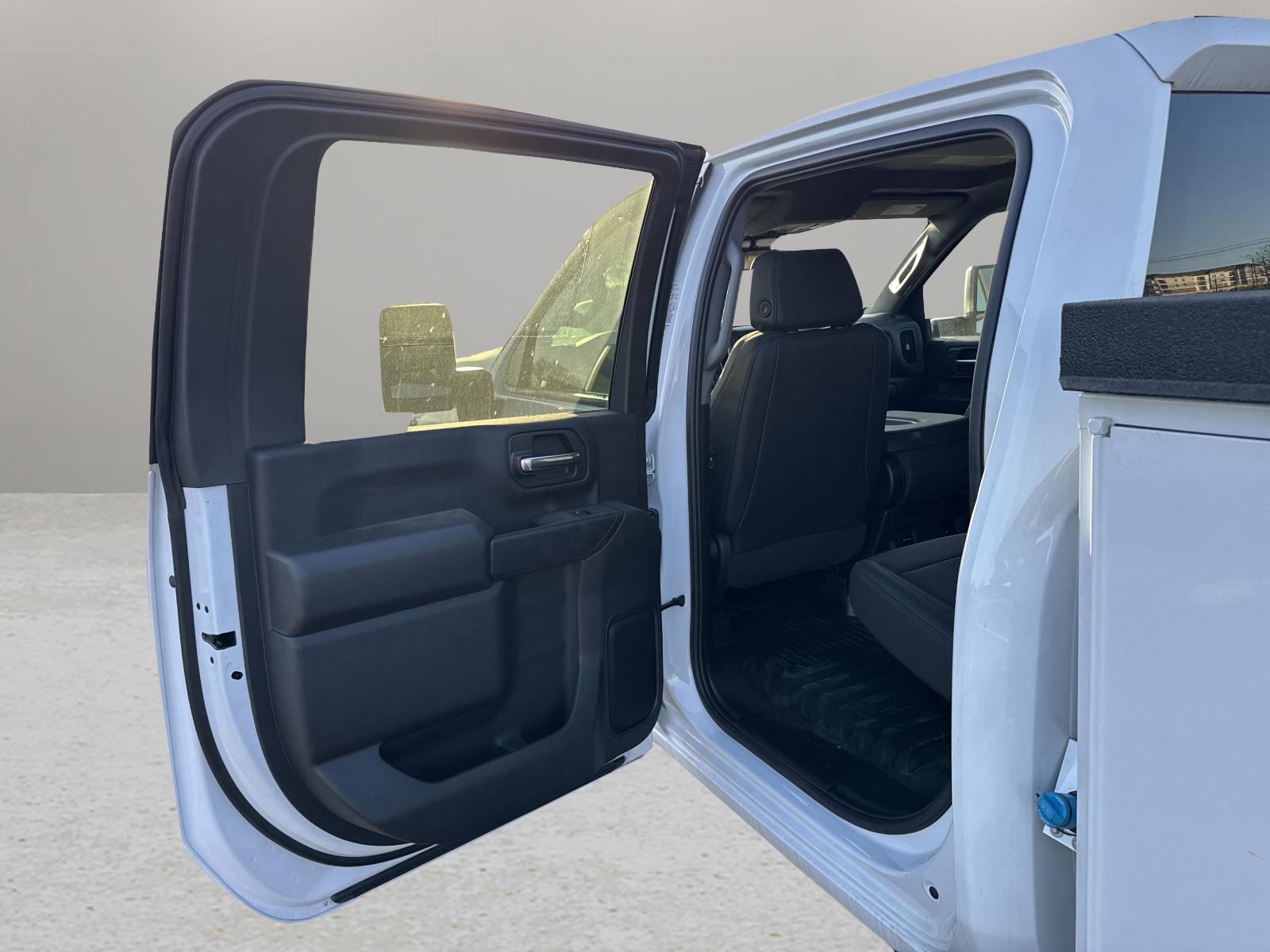 2024 Chevrolet Silverado 3500 HD Vehicle Photo in GEORGETOWN, TX 78626-7508