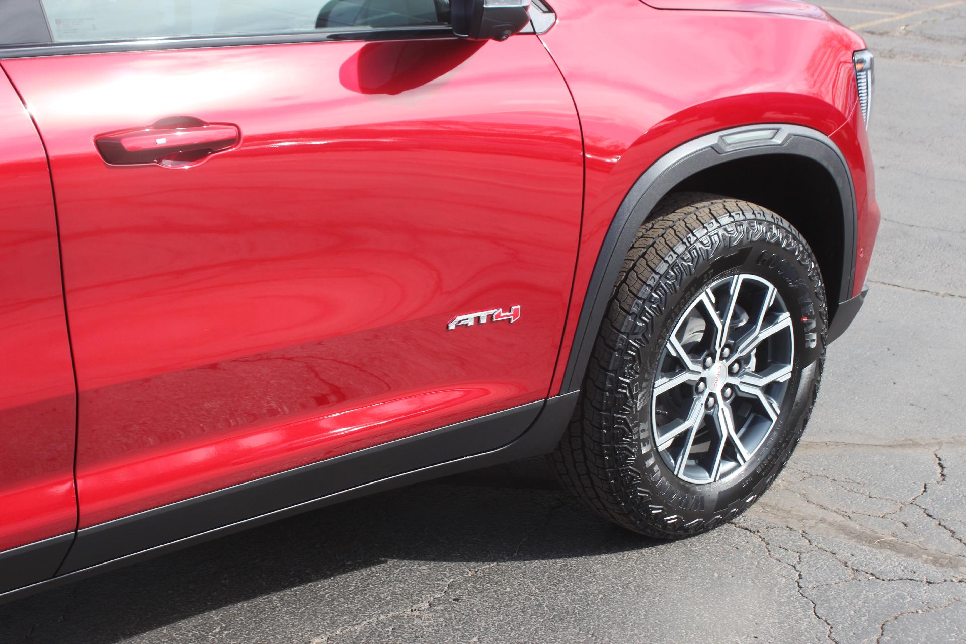 2025 GMC Acadia Vehicle Photo in AURORA, CO 80012-4011