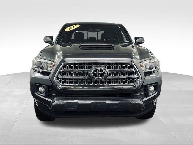 2017 Toyota Tacoma Vehicle Photo in MEDINA, OH 44256-9631