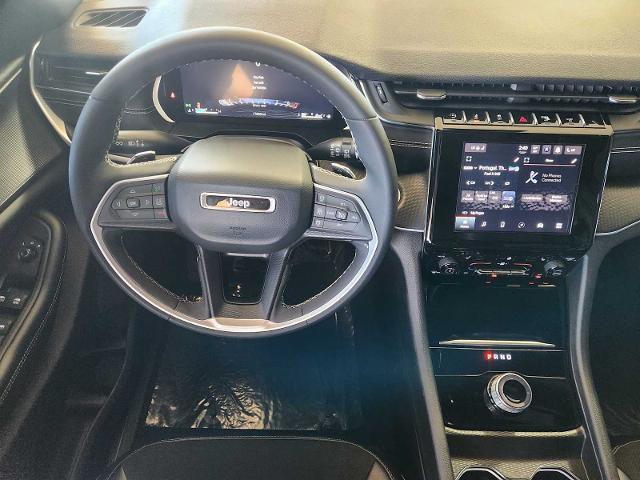 2024 Jeep Grand Cherokee L Vehicle Photo in Grapevine, TX 76051