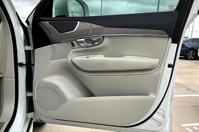 2023 Volvo XC90 Vehicle Photo in Grapevine, TX 76051