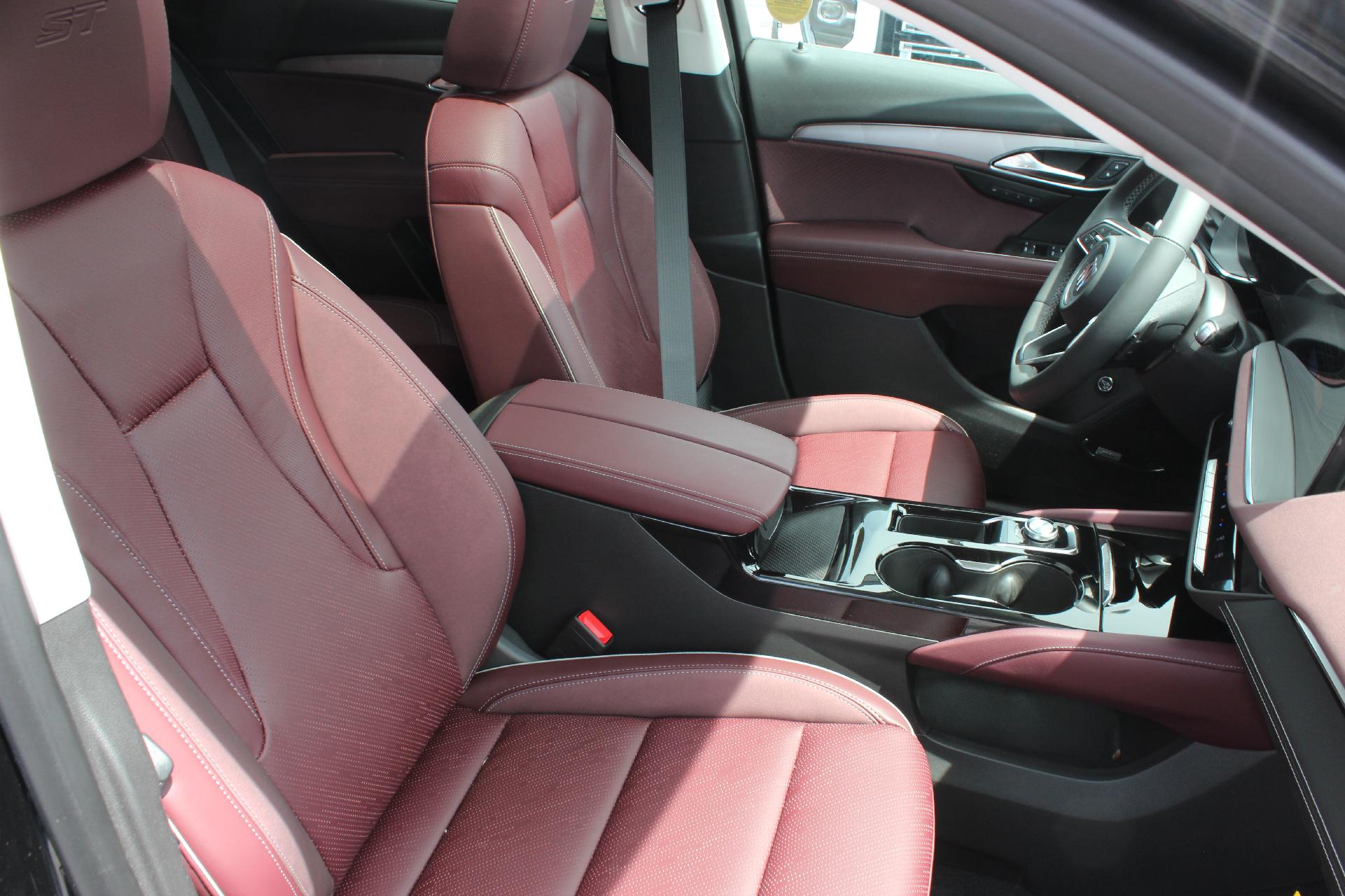 2024 Buick Envision Vehicle Photo in AURORA, CO 80012-4011