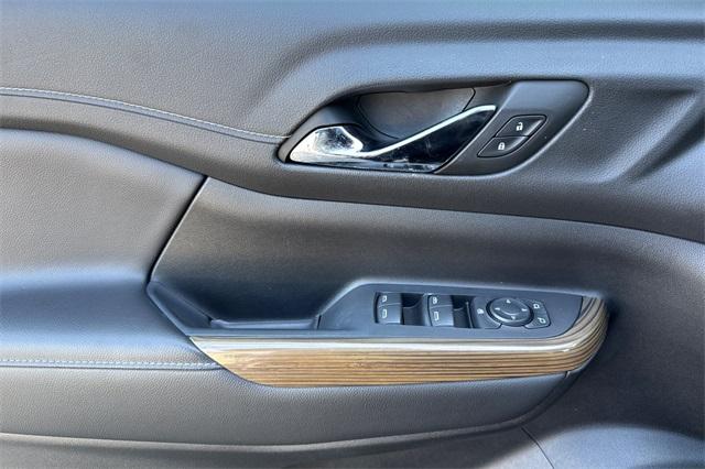 2023 GMC Acadia Vehicle Photo in ELK GROVE, CA 95757-8703