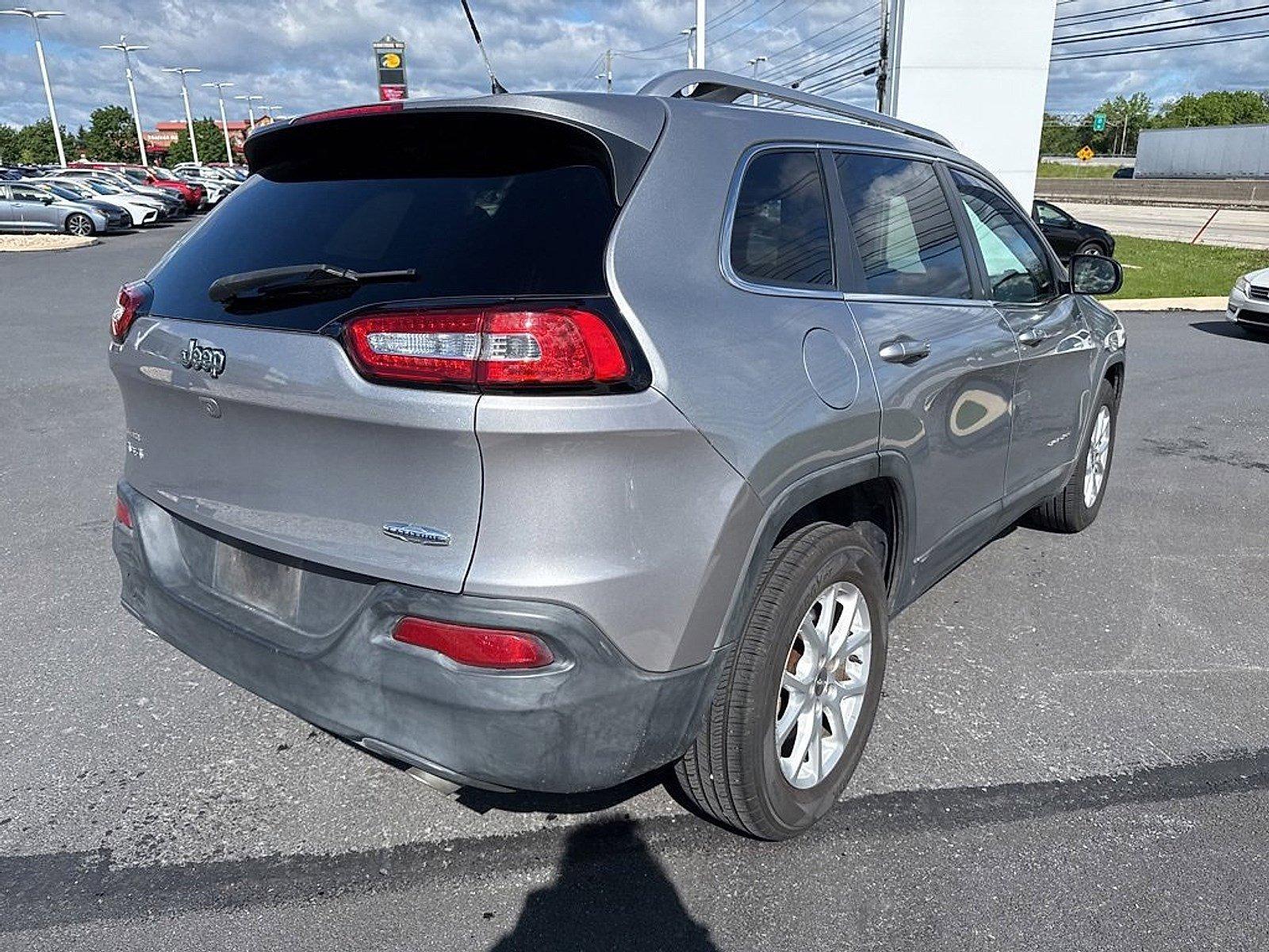 2014 Jeep Cherokee Vehicle Photo in Harrisburg, PA 17111