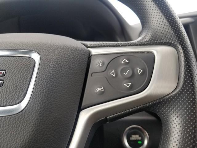 2022 GMC Terrain Vehicle Photo in ELYRIA, OH 44035-6349