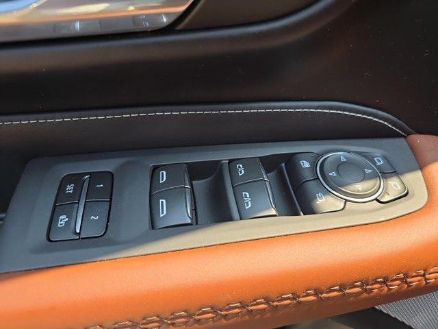 2023 GMC Yukon Vehicle Photo in Pleasant Hills, PA 15236