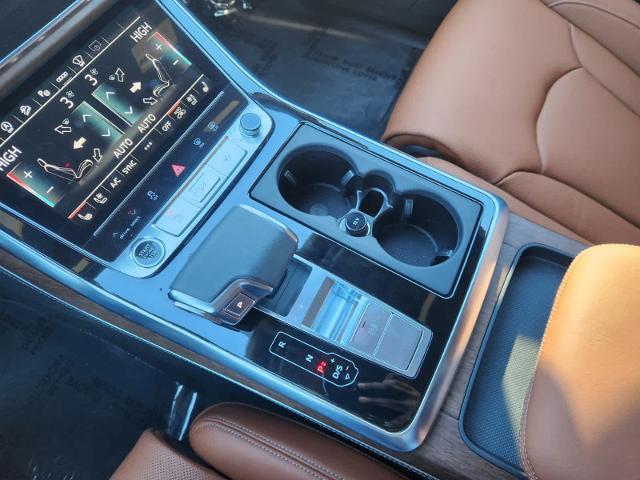 2025 Audi Q7 Vehicle Photo in HOUSTON, TX 77090
