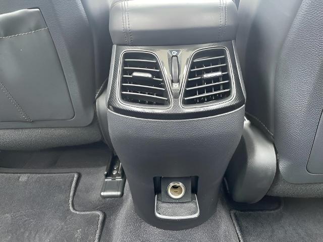 2016 Hyundai AZERA Vehicle Photo in Oshkosh, WI 54904