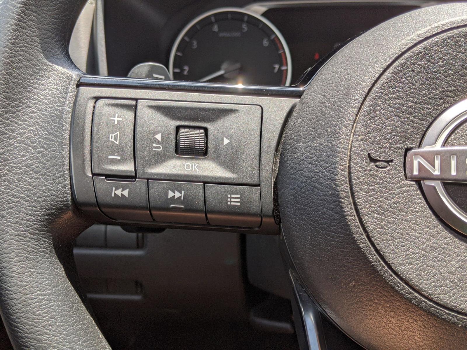 2023 Nissan Rogue Vehicle Photo in Seguin, TX 78155