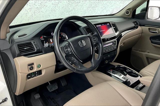 2017 Honda Pilot Vehicle Photo in Grapevine, TX 76051
