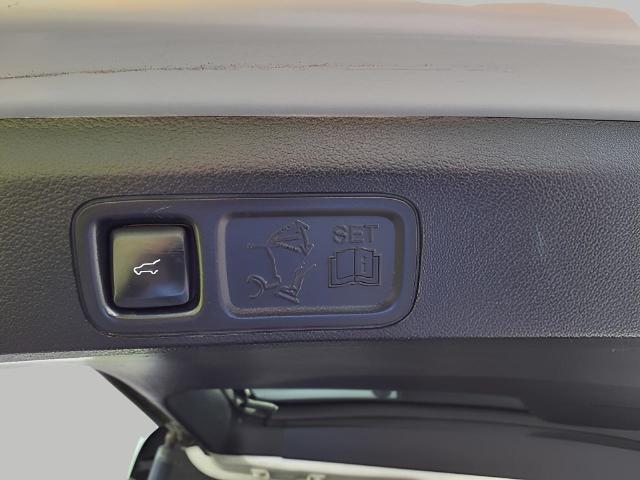 2018 Ford Expedition Vehicle Photo in Oshkosh, WI 54904
