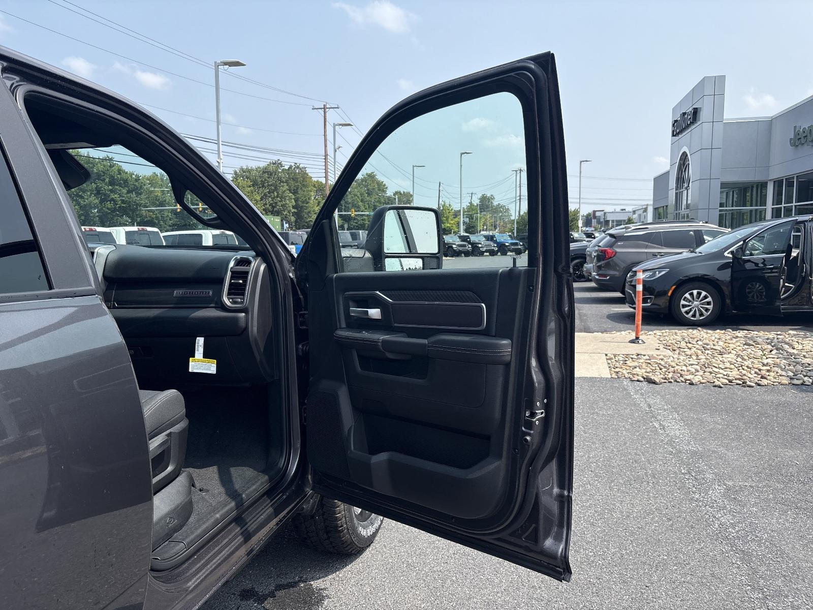 2025 Ram 2500 Vehicle Photo in Mechanicsburg, PA 17050-1707