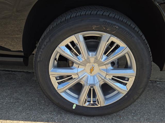 2024 Chevrolet Suburban Vehicle Photo in CROSBY, TX 77532-9157