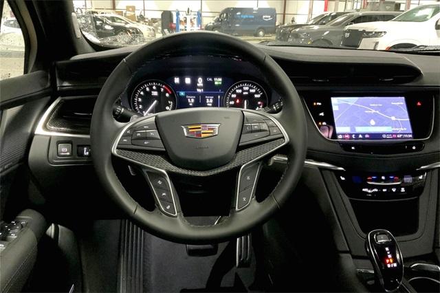 2025 Cadillac XT5 Vehicle Photo in KANSAS CITY, MO 64114-4545