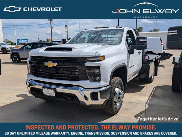 2024 Chevrolet Silverado 3500 HD CC Vehicle Photo in ENGLEWOOD, CO 80113-6708