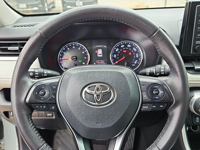 2020 Toyota RAV4 Vehicle Photo in San Angelo, TX 76901